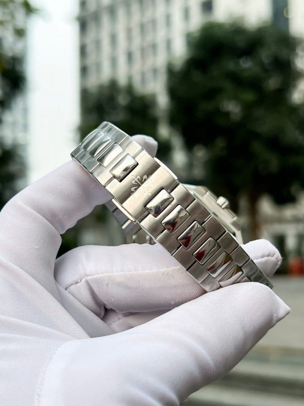 Patek_philippe Cubitus Battery