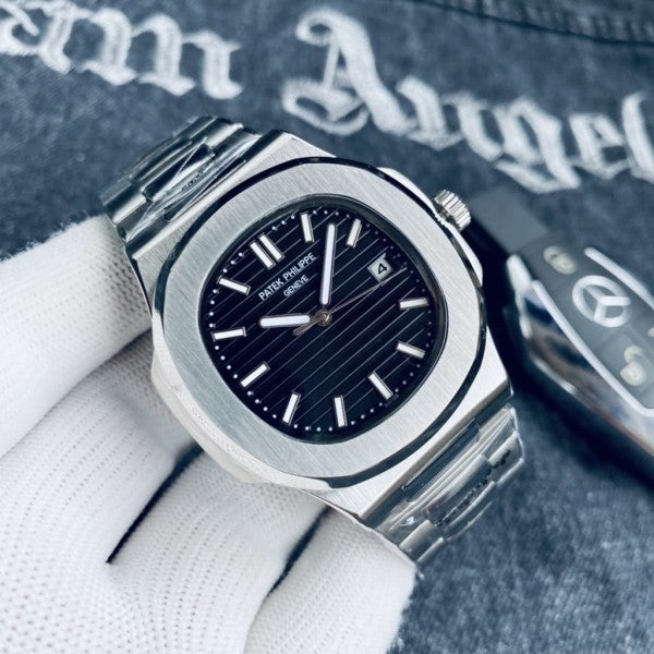 Patek_philippe Nautilus Quartz