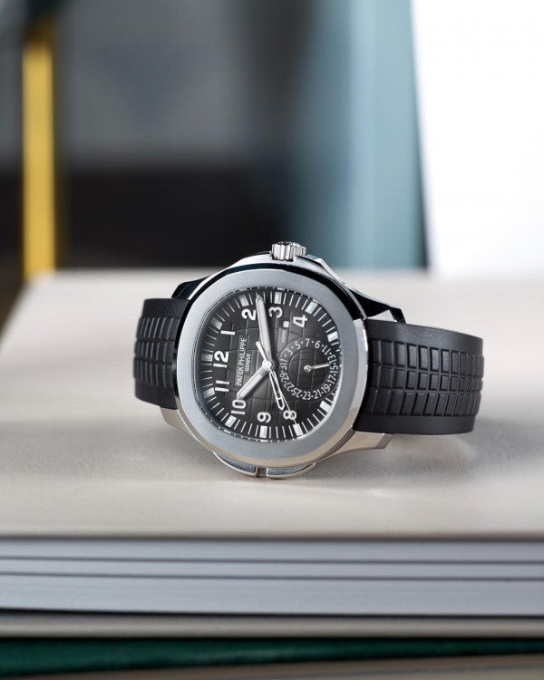 Patek_Philippe aquanaut 5164R automatic
